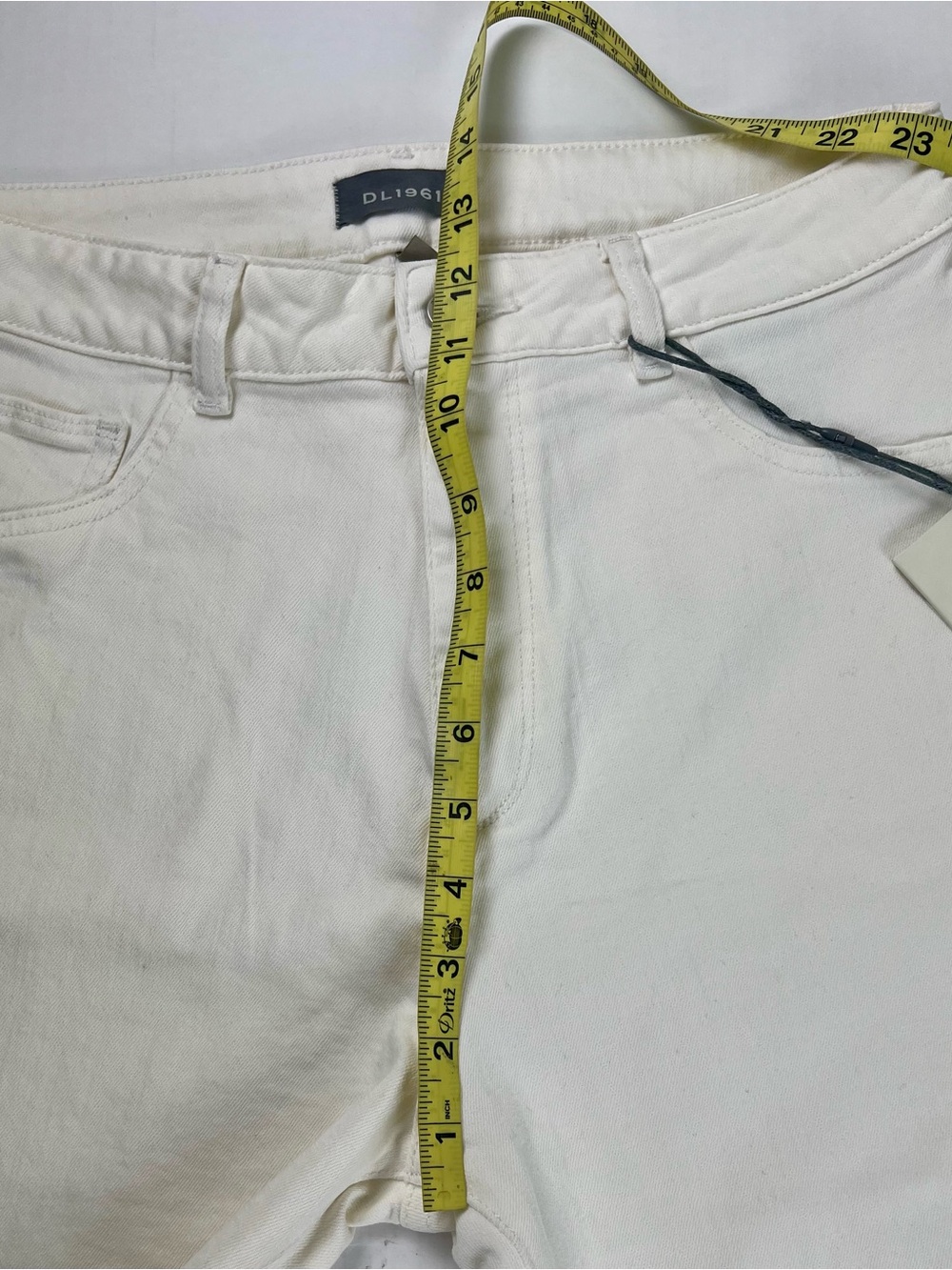 DL 1961 Jerry Bermuda Shorts High Rise Raw Hem - Picture 9 of 11